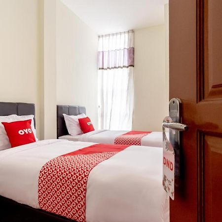 Oyo 1940 Cendana Homestay Syariah Medan Exterior foto