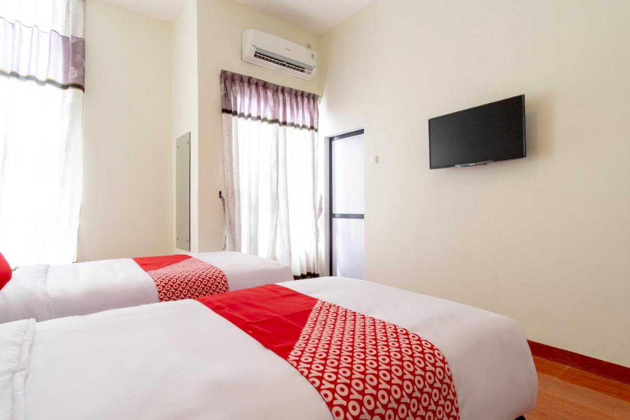 Oyo 1940 Cendana Homestay Syariah Medan Exterior foto
