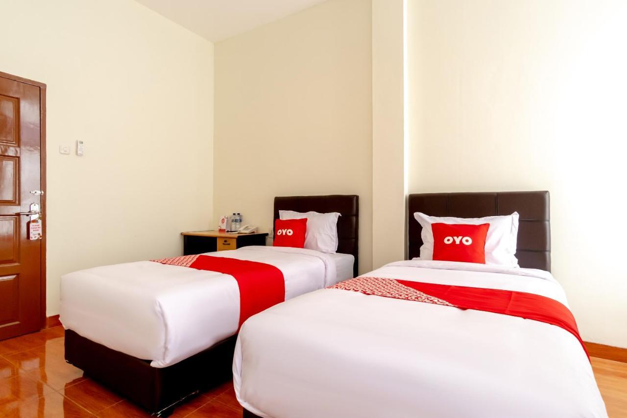 Oyo 1940 Cendana Homestay Syariah Medan Exterior foto
